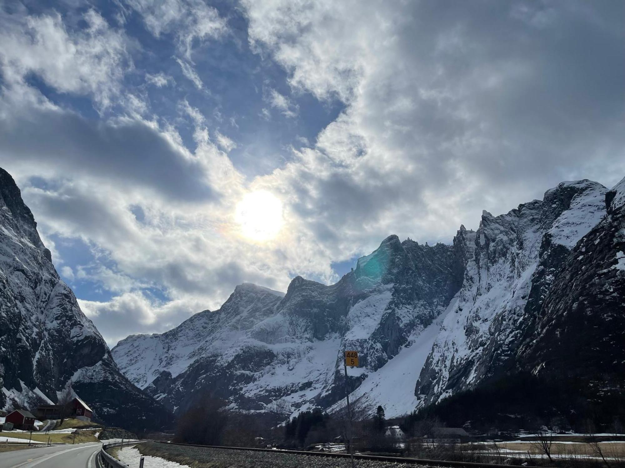 Bakkebo Trollstigen Apartment Andalsnes Bagian luar foto